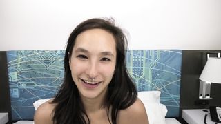 Skinny blonde amateur gets a cream pie in 4k